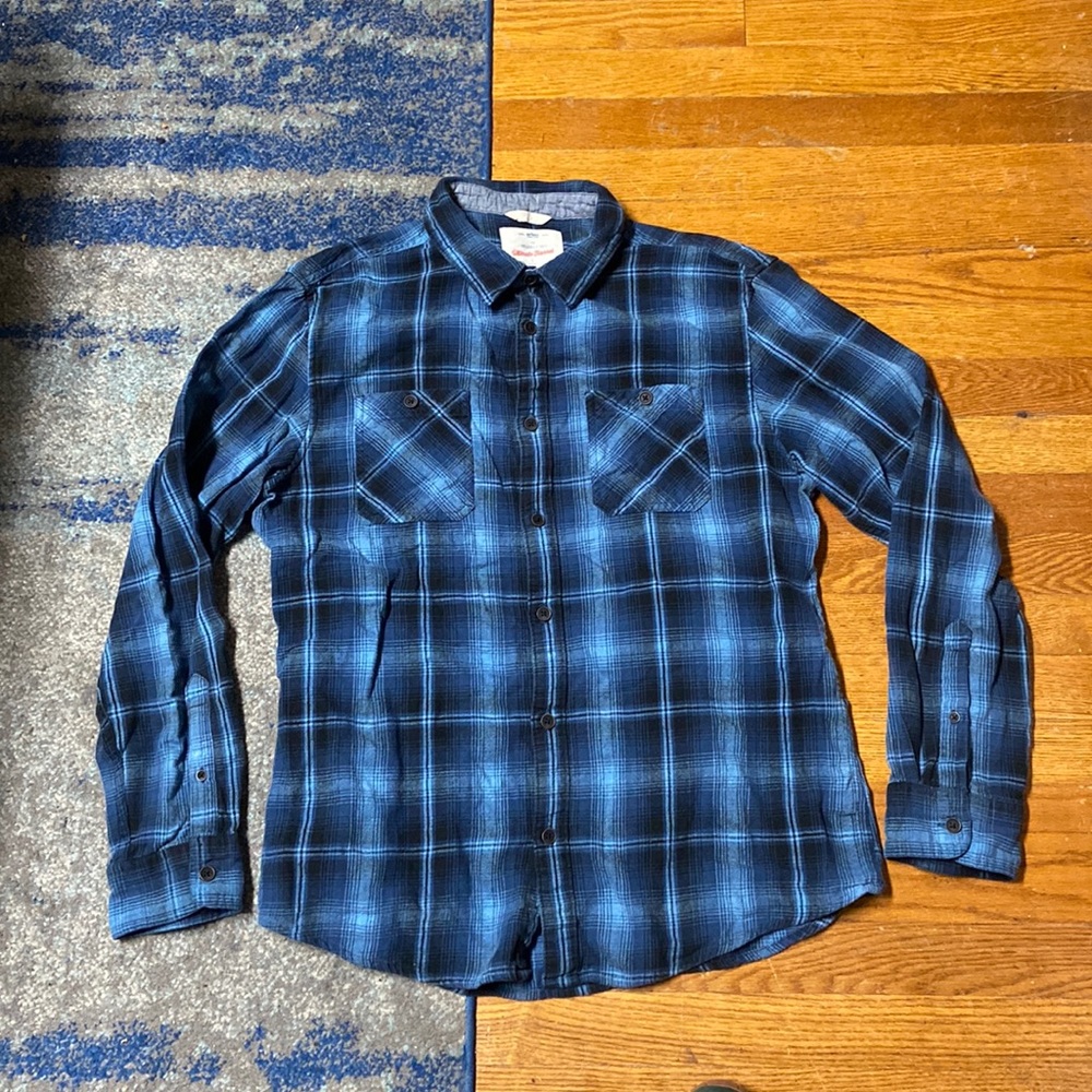 Urban basic essential flannel